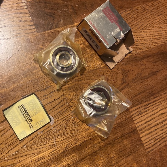 Brand new set of bearings - Picture 3 of 4